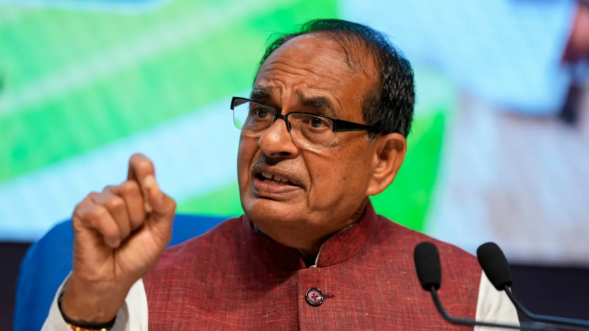 The government is taking strict action against those involved in fertilizer and seed malpractices; the Agriculture Minister has spoken about introducing a strict law.