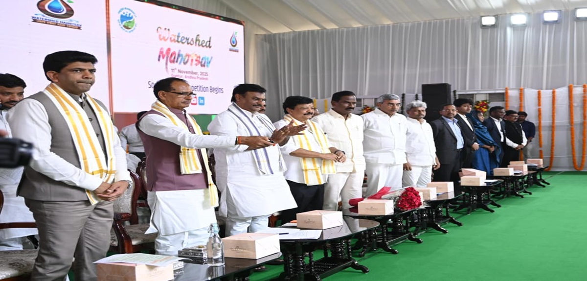 Shivraj Singh Chouhan attended the 'Watershed Festival' in Andhra Pradesh and expressed happiness over the restoration of a 150-year-old pond.